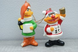 Vintage Sesame Street Ornaments Bert &amp; Ernie Carolers - £5.48 GBP
