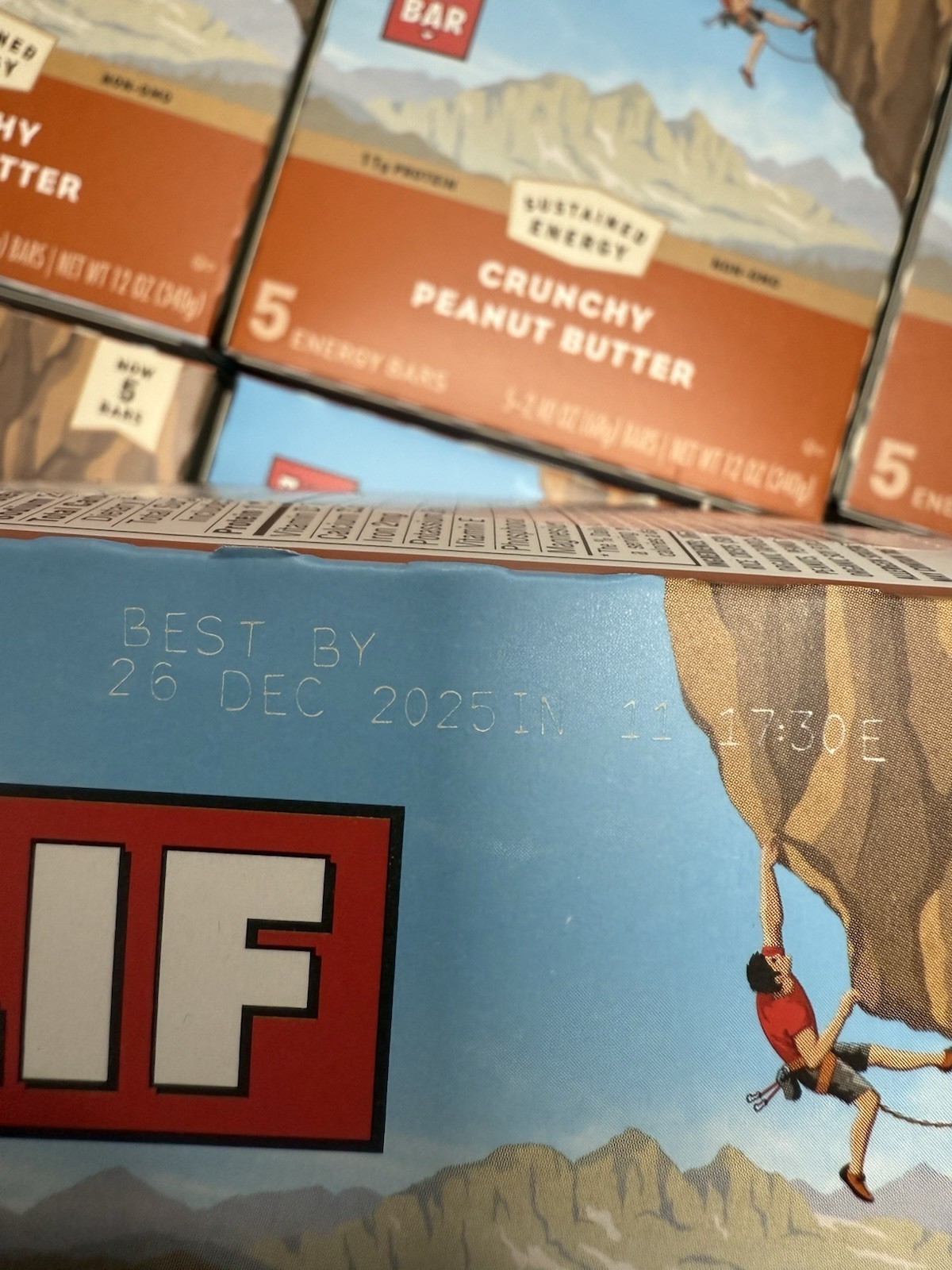 40 CLIF PEANUT BUTTER  ENERGY Organic Rolled OatPROTEIN BAR 2.4oz Exp 12/26/2025 Item image 2