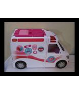 Barbie Ambulance/Mobile Clinic 2017 - $544.63 MXN