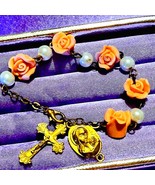 Exquisite~Mother Mary bracelet w/roses/pearls and gold pendant of Mary/g... - £21.79 GBP