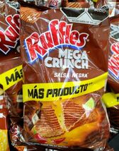 5X RUFFLES MEGA CRUCH SALSA NEGRA POTATO CHIPS - 5 BAGS OF 38g EACH - FR... - $16.82