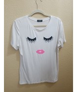 White Women&#39;s T-shirt 2XL Graphic Eye Lashes &amp; Pink Lips - £12.23 GBP