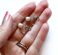 Vintage 14k White Gold Pearl Earrings Screw Clip On Style Mid Century 6m... - $113.85