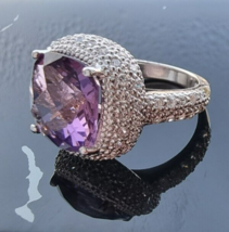 FABULOUS 925 STERLING SILVER 12x12 mm.  CUSHION CUT AMETHYST RING SIZE 6 - $649.73 MXN