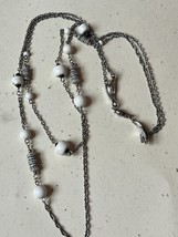 Vintage Double Strand Silvertone Chain w Black &amp; White Plastic Bead Necklace – - £9.16 GBP