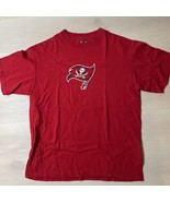Tampa Bay Bucs Buccaneers Men&#39;s Large T-Shirt Short Sleeve Red NFL Football - £7.84 GBP