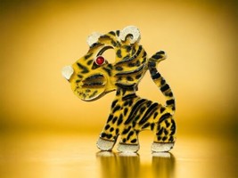 Enameled Gold Tiger Leopard Cat Brooch Pin Red Rhinestone Eye Unusual Vi... - £16.82 GBP