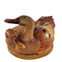 Vintage 1950s Zhejiang Handicrafts Midcentury Wicker Rattan Duck Basket - £94.04 GBP