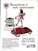 1940 Texaco Dealers Gas Oil Ad Something a Lady Appreciated Registered R... - $21.21