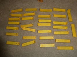 Lot of 30 Vintage 1970s N Scale Aurora CN Flat Bulkhead Car Bodies - $65.34