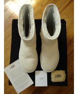 UGG Classic Short #5825 White Boots Size 8 Pre Owned Condition Hard to Find - £107.51 GBP