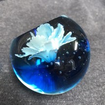 Vintage Art Glass Globe Paperweight Blue White Flower 3” Controlled Bubble - £17.18 GBP