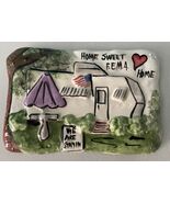Clay Creations, by Jenise McCardell &quot;Home Sweet F.E.M.A. Home&quot; retired d... - €46,77 EUR
