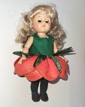 Vogue  Cabbage Rose Ginny 8 Inches Tall Hard Plastic Preowned 2001 - £9.67 GBP