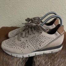 OTBT Women’s 6.5M Khora Tan Perforated Lace Up Sneakers Low Top - Micro ... - $38.68