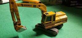 Ertl Custom Weathered Excavator - £25.66 GBP