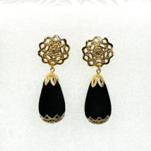 Earrings Pierced Gold Tone Black Velvet Like Fabric Drop Dangle Filigree... - £11.40 GBP