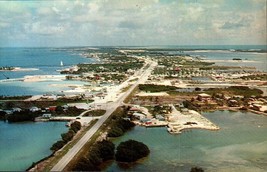 Vintage 3.5x5.5 Postcard Air View of Marathon Florida - £2.32 GBP