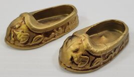 *B3) Vintage Pair Gold Tone Painted Mini Slippers Shoes Figurines Taiwan - $14.84