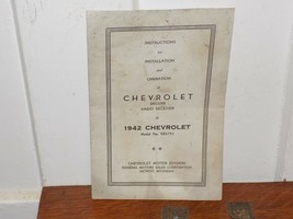Vintage 1942 Chevrolet Deluxe Radio Receiver Fold Out Brochure - $23.76
