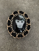 Audrey Hepburn Brooch Lapel Pin Breakfast at Tiffany's Vintage Classic Starlet  - $4.74