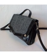 Relic Crossbody Shoulder Bag Black Faux Patent Leather Fabric Women Purse  - $305.44 MXN