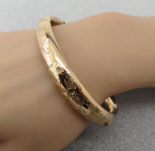 Gold Filled Antique Bangle Bracelet 7.5&quot; Hinged Wide Flowers Marked F Monogram A - £118.83 GBP