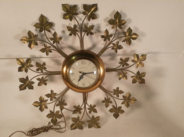 Mid-Century Hollwood Regency Wall Clock, Tole Maple Leaves, Sessions United - £43.36 GBP