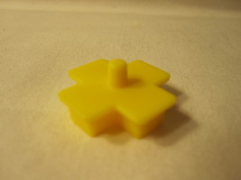 1990 MB Travel Games - Perfection game piece: Yellow Puzzle Shape #2 - £1.18 GBP