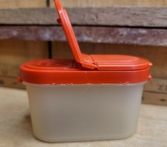 Tupperware Modular Mates Spice Container Shaker 1843 Red / Orange Lid Seal - $12.59
