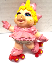 Disney Muppets Vintage Miss Piggy In Roller Skates 2 3/4&quot; PVC Cake Toppe... - $92.67 MXN