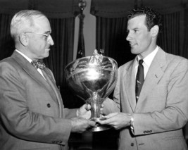 President Harry S. Truman presents trophy to winner of yacht regatta Photo Print - £6.58 GBP+