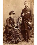 ANTIQUE CARD DE VISITE ELEGANT COUPLE DRESS HATS &amp; CANE - $24.99