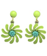 vintage clip on metal enamel flower earrings  - $449.25 MXN
