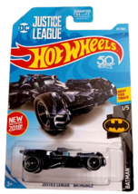 Justice League Batmobile #211 Batman  2018 Hot Wheels 1/5 - $3.91