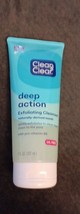 Clean &amp; Clear Oil-Free Deep Action Exfoliating Facial Scrub Cooling Wash... - £11.51 GBP