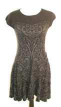 Max Studio Knit Dress Medium Black Gray Scroll Cap Sleeve Round Neck Knee Length - £10.97 GBP