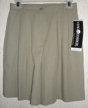 Nwt Womens Sag Harbor Petite Sage Green Shorts Size 10P - £19.93 GBP