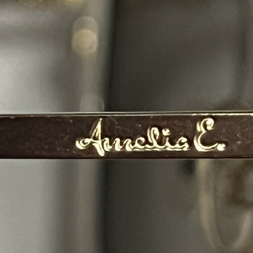 Amelia E. Gaya Sunglasses White Gold Metal Bold Chic Classic Square 54-18-140 Item image 5