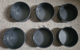 Set of 6 Unbranded 4&quot; Round Springform Pans Baking Cute Little Cakes Kit... - £11.24 GBP