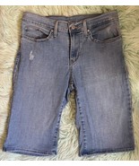 Levis Bermuda Length Jean Shorts Size 29 Light Blue Distressed Womens - $564.50 MXN