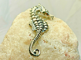 Beau Sterling Silver Seahorse Pin Brooch 3.85g Jewelry Ocean Life Marine Trinket - £23.88 GBP