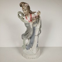 Toyo Japan Vintage White Porcelain/China Lady Figurine - £29.42 GBP