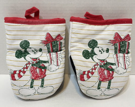 Disney Mickey Mouse Christmas Oven Mitts Red Green White 5 x 7 in Lot of 2 - £13.27 GBP