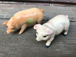 Pair Vintage Small Bone China PIG Figurines JMC Japan Josef Originals - £11.61 GBP