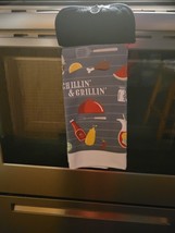 Hanging Kitchen Dish Towel with Pot Holder Top - Chillin&#39; &amp; Grillin&#39; - £5.50 GBP