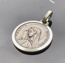 VINTAGE 800 STERLING SILVER BLESSED VIRGIN MATER DOLOROSA PENDANT - $577.54 MXN