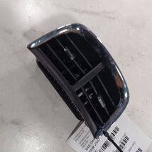 Chevy Malibu Heat Heater AC Air Vent Rear Back 2019 2020 2021 2022 - $62.66 CAD