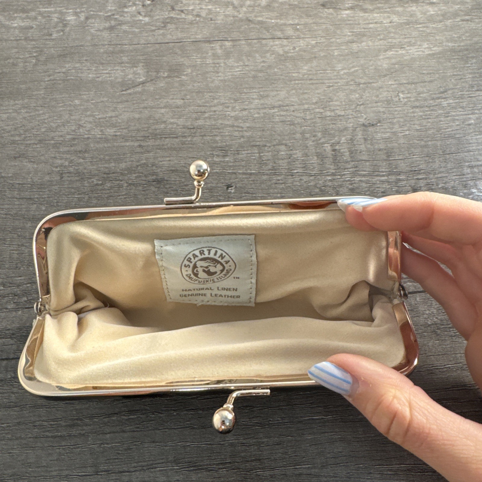 Spartina Daufuskie Island Olive Green Beige Gray Design Kisslock Coin Purse Item image 3