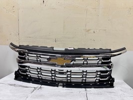 85516947 2022-2025 CHEVY SILVERADO 1500 LTZ CHROME FRONT OEM GRILLE W/ C... - $555.55